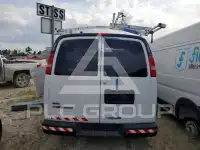 2010 Chevrolet Express фото