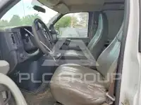 2010 Chevrolet Express фото