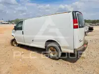 2010 Chevrolet Express photo