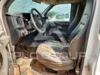 2010 Chevrolet Express photo