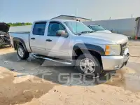 2010 Chevrolet Silverado photo