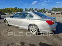 2010 BMW 750 фото