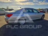 2010 BMW 750 фото