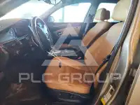 2010 BMW 528 photo