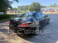2010 BMW 528 photo