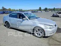2010 BMW 528 photo