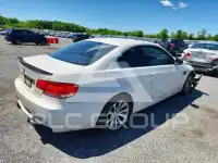 2010 BMW 335 фото