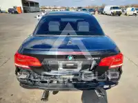 2010 BMW 335 photo