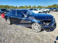 2010 BMW 550 фото