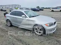 2010 BMW 128 photo