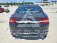 2010 Jaguar XF фото