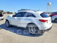 2010 Infinity FX35 photo