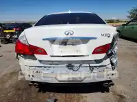2010 Infinity M35 photo