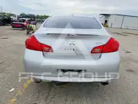 2010 Infinity G37 photo