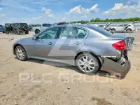 2010 Infinity G37 photo