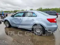 2010 Suzuki KIZASHI photo
