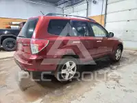 2010 Subaru Forester фото