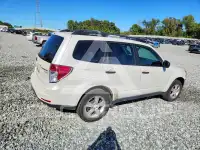 2010 Subaru Forester фото