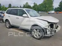 2010 Subaru Forester photo