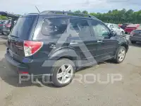 2010 Subaru Forester photo