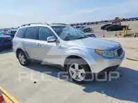 2010 Subaru Forester фото
