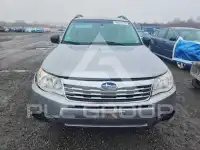 2010 Subaru Forester photo