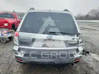 2010 Subaru Forester photo
