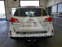 2010 Subaru Outback фото