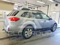 2010 Subaru Outback фото