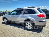 2010 Subaru Outback photo