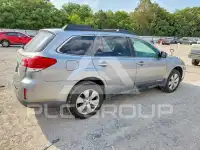 2010 Subaru Outback фото