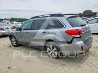 2010 Subaru Outback фото