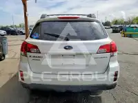 2010 Subaru Outback фото