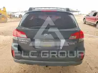 2010 Subaru Outback photo