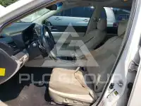 2010 Subaru Legacy фото
