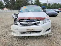 2010 Subaru Legacy photo