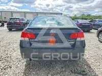 2010 Subaru Legacy photo