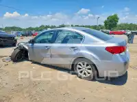 2010 Subaru Legacy photo