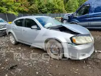 2010 Dodge AVENGER photo