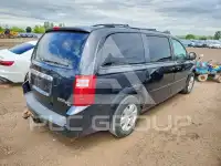2010 Dodge CARAVAN фото