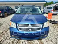 2010 Dodge CARAVAN фото