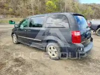 2010 Dodge CARAVAN фото