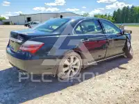 2010 Acura RL photo