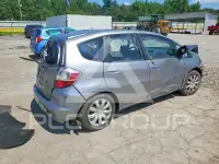 2010 Honda FIT photo