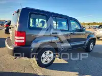 2010 Jeep LIBERTY фото