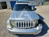 2010 Jeep LIBERTY фото