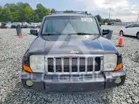 2010 Jeep COMANDER photo