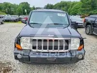 2010 Jeep COMANDER photo