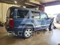 2010 Jeep COMANDER photo