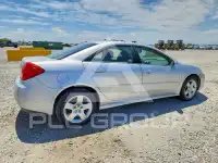 2010 Pontiac G6 фото